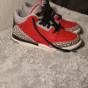 Air Jordan retro 3 boys size 13C